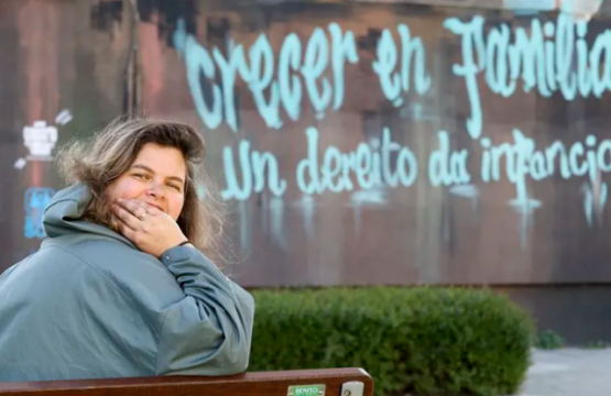 Carmen Dourado, directora de Acougo: «Aínda hai moitos prexuízos e desinformación sobre a acollida de menores»