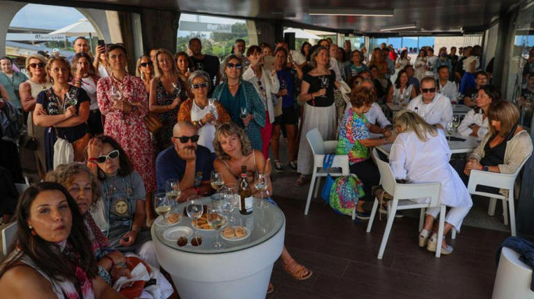 Empatía y música suenan a brindis en «Os Xoves de Códax»