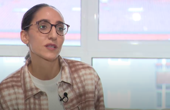 Alba, de nena de acollida a nai acolledora dun grupo de irmáns