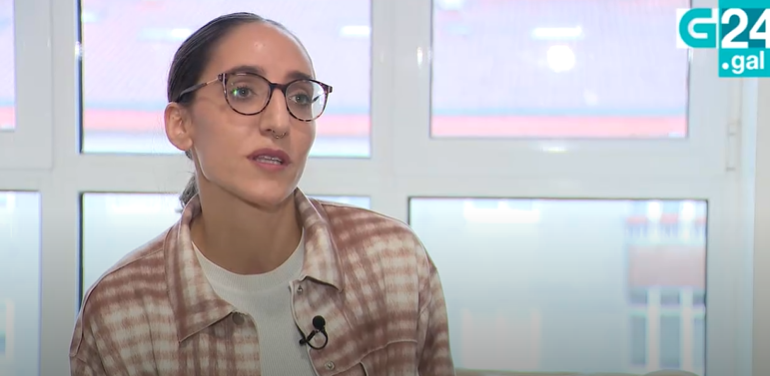 Alba, de nena de acollida a nai acolledora dun grupo de irmáns